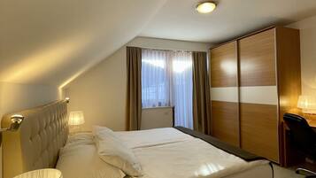 Deluxe Studio (Apartma z 1 spalnico in balkonom)