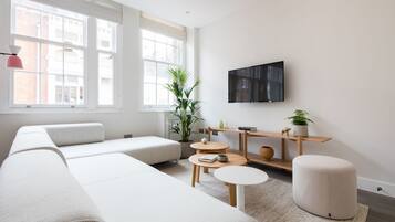 TV, Netflix, streaming services