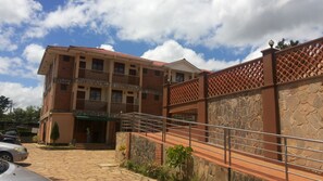 Fachada da propriedade