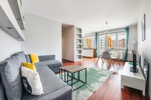Apartment (33) | Living area