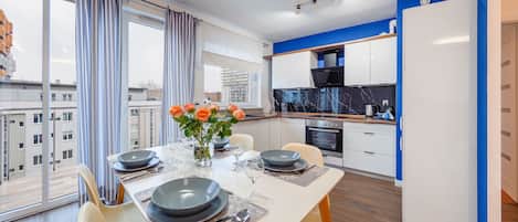 Appartement (24A/45) | Cuisinette privée | Réfrigérateur, surface de cuisson, cafetiÚre-théiÚre