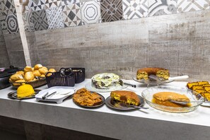 Petit déjeuner buffet compris tous les jours