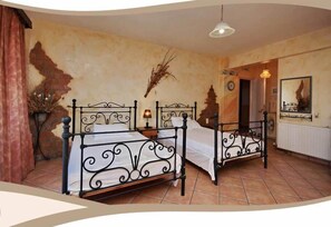 Studio, Sea View | In-room safe, soundproofing, free WiFi - Aphrodites Studios (Istiaia-Aidipsos)