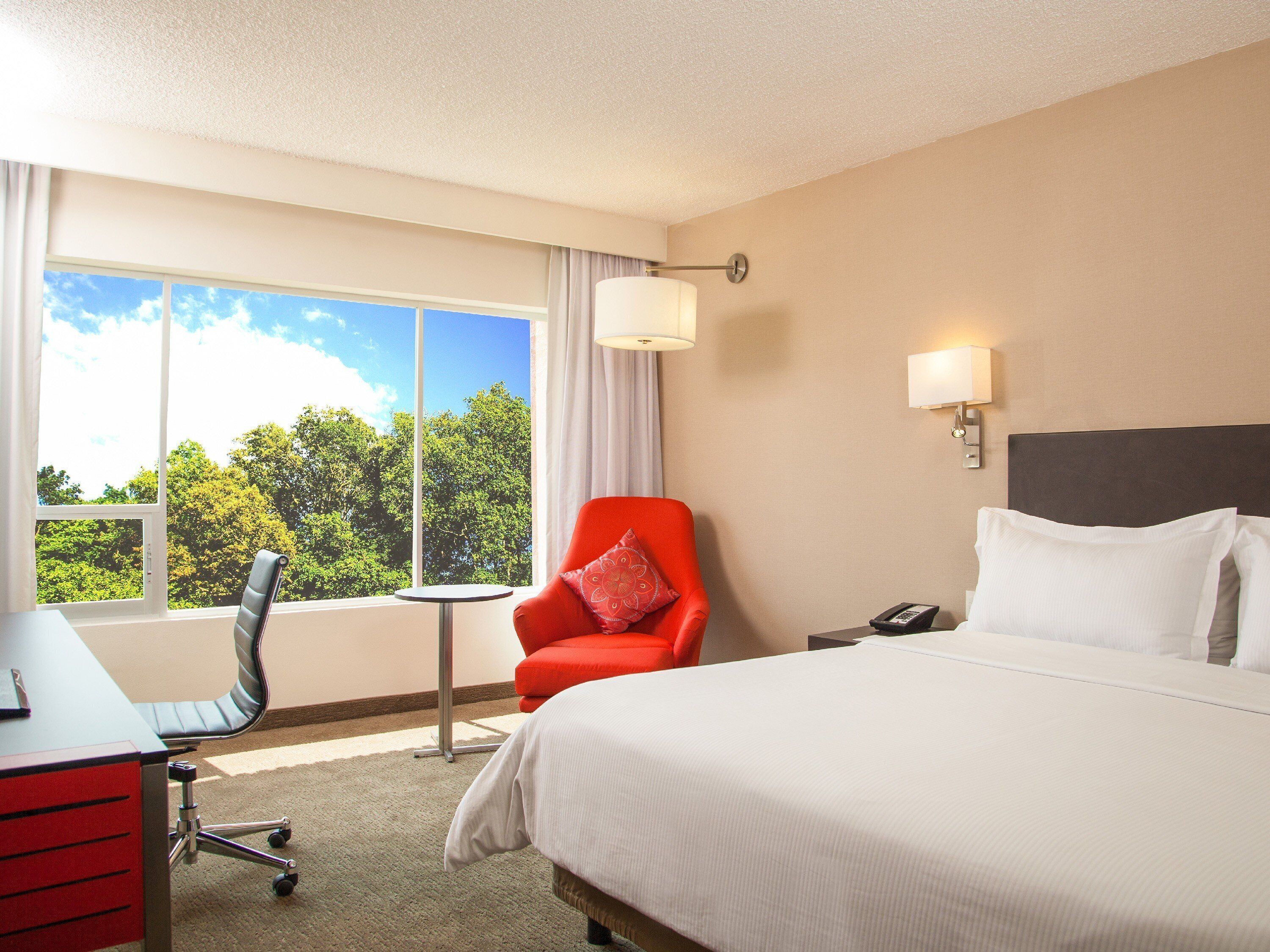 in-room safe, iron/ironing board, free wifi, bed sheets