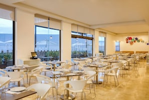 Restaurant - Fiesta Inn Guadalajara Aeropuerto (El Salto)