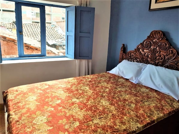 Individually decorated, individually furnished, desk, laptop workspace