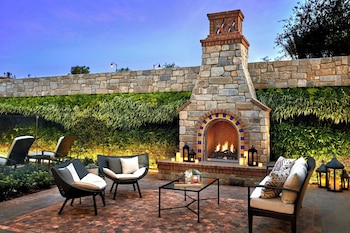 Meeting space at Inn at the Mission San Juan Capistrano, Autograph Collection by Marriott