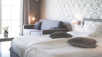 Basic Double Room | Individually decorated, individually furnished, desk, blackout curtains