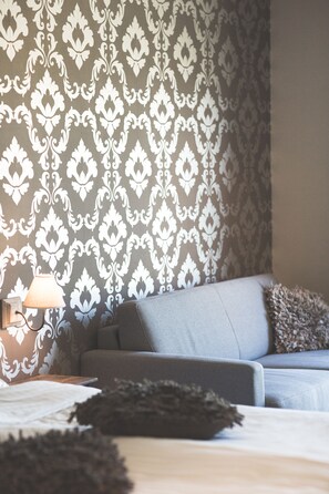 Basic Double Room | Individually decorated, individually furnished, desk, blackout drapes