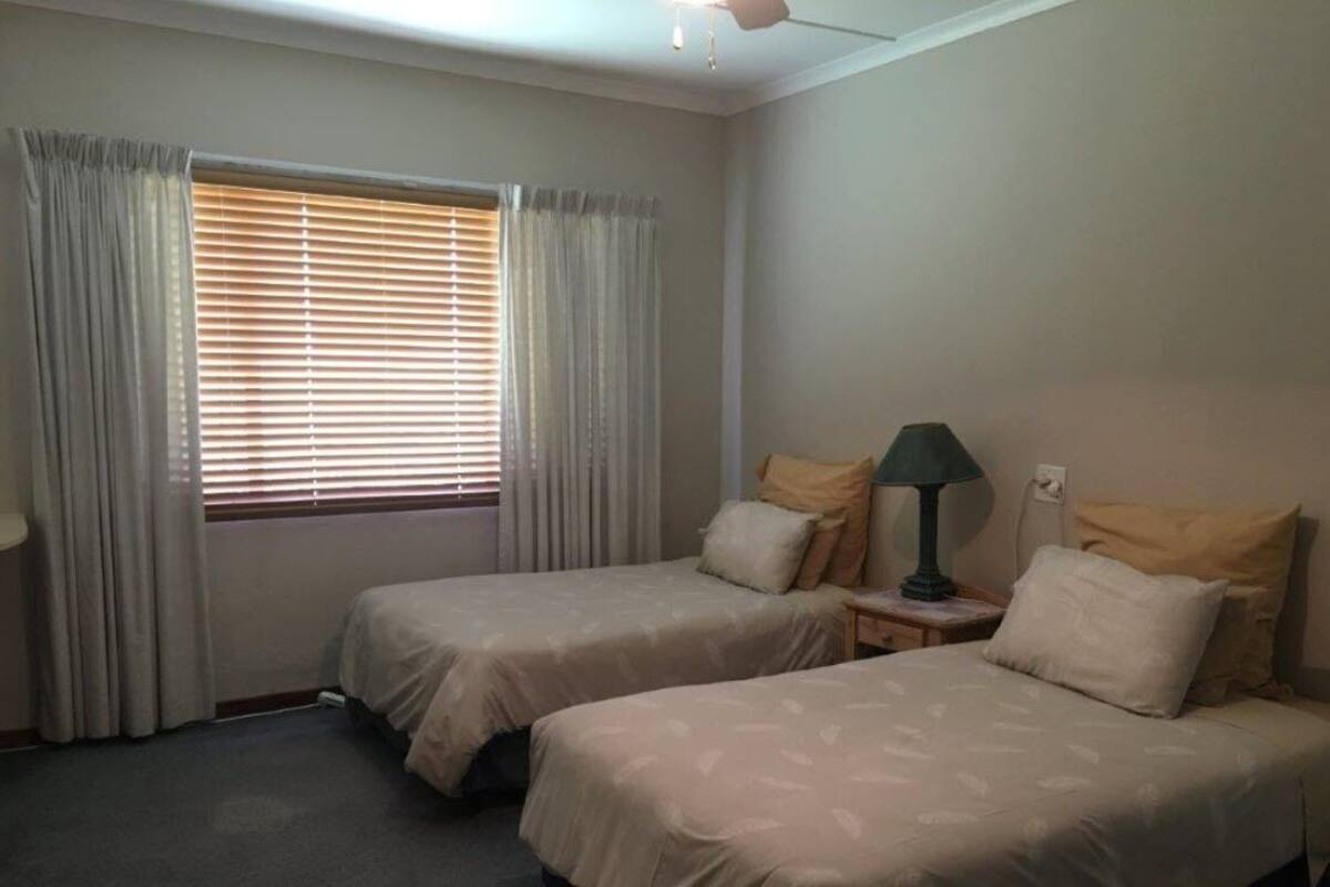 Economy Twin Room