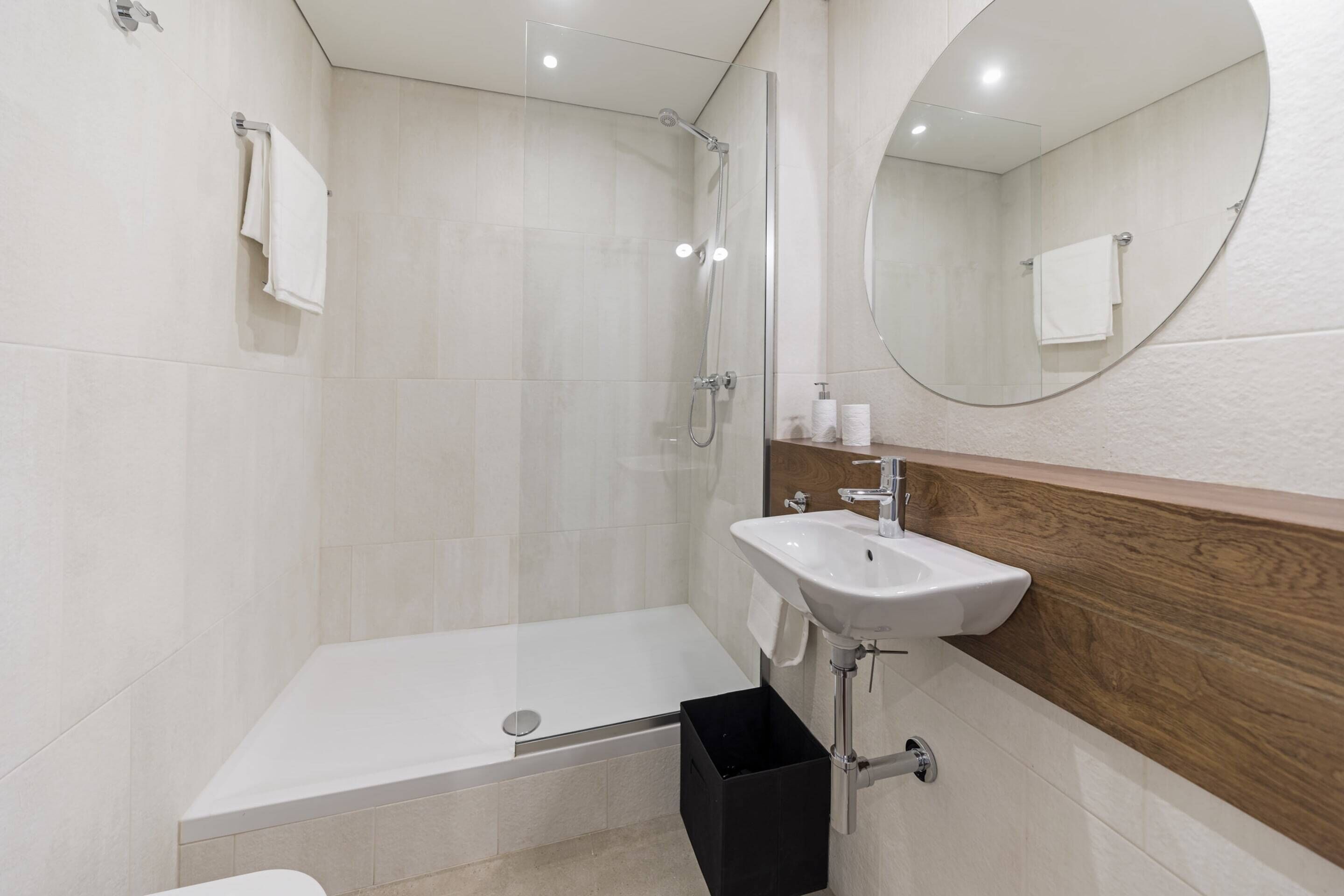 Downtown Funchal Apartments 1A Louros by An Island Apart