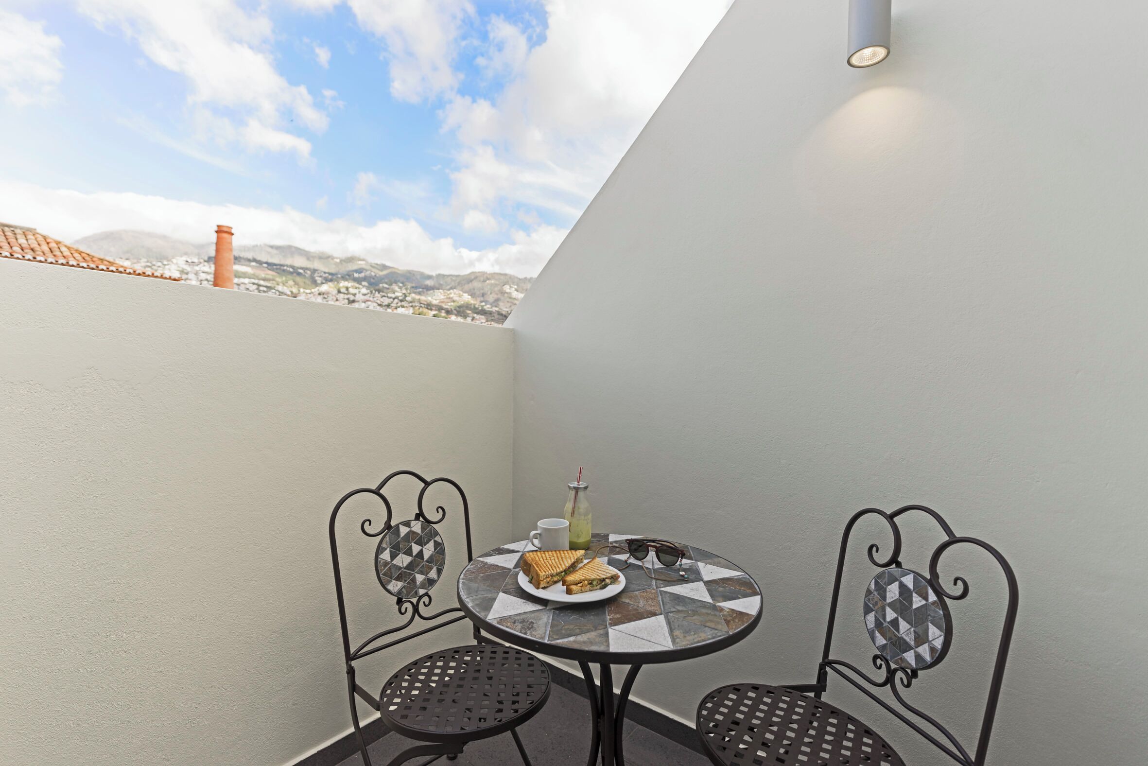 Downtown Funchal Apartments 4A P. Ruivo by An Island Apart