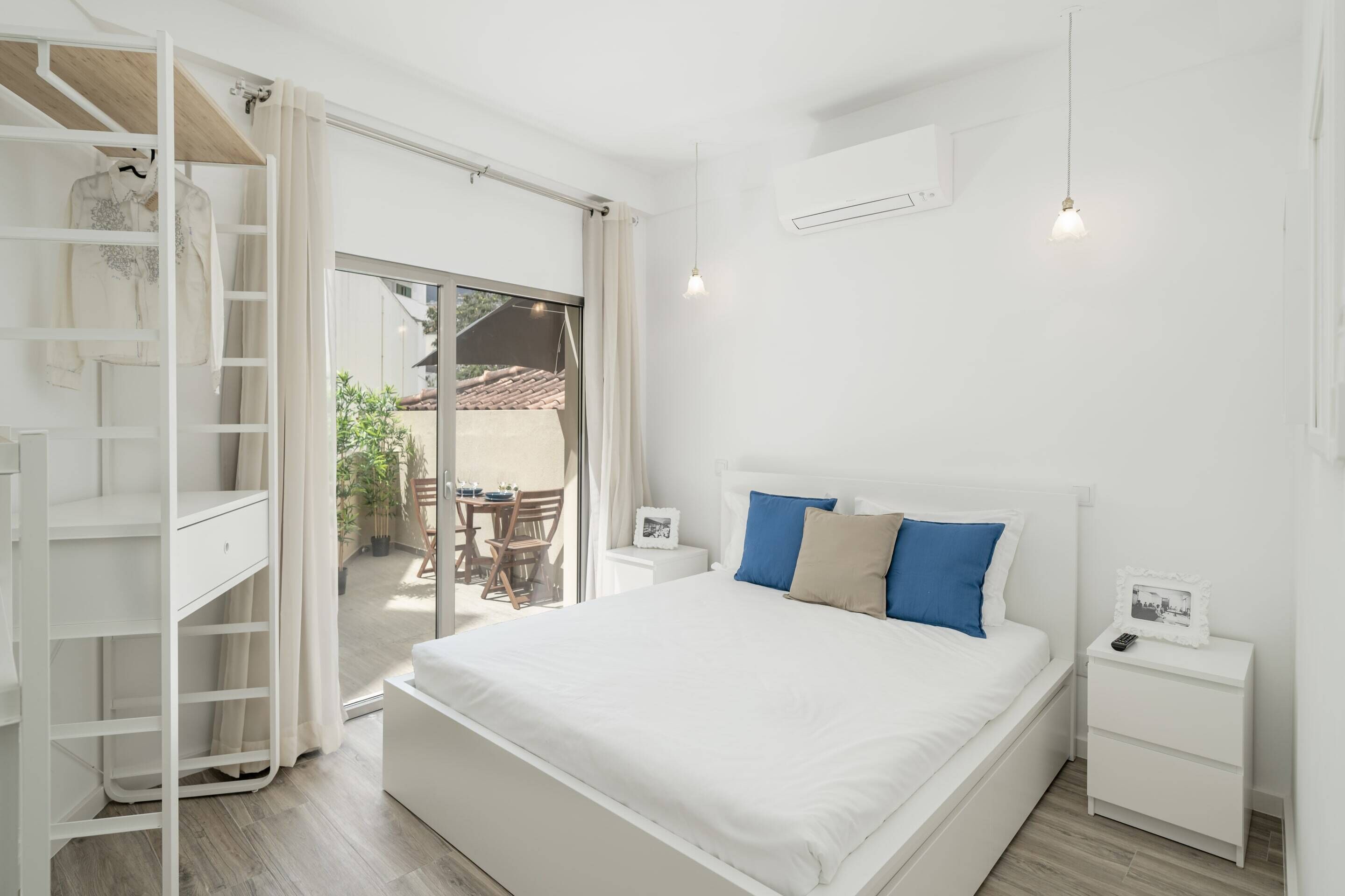 Foto - Drapes Design Apartments by An Island Apart
