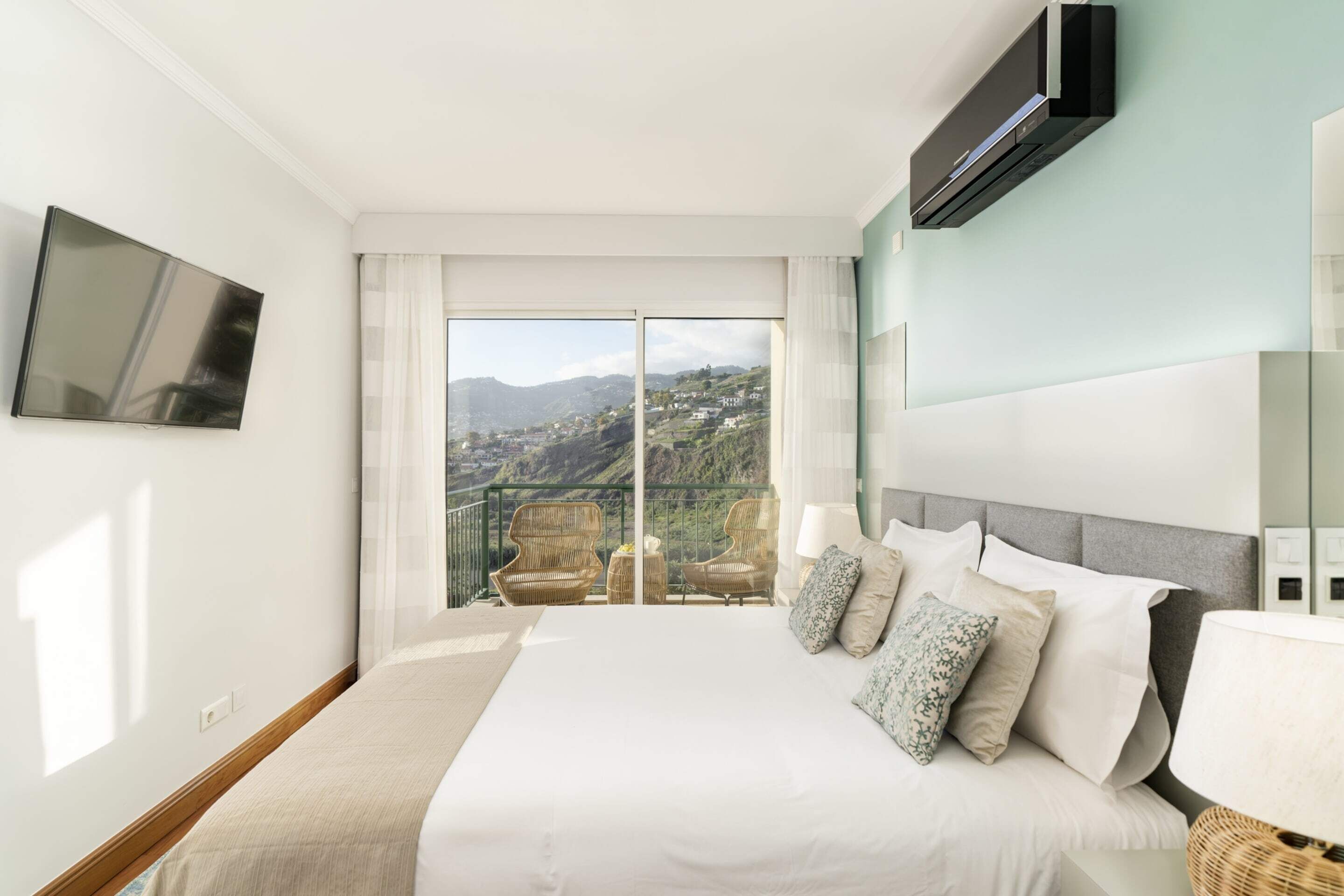 Vila Formosa I by An Island Apart