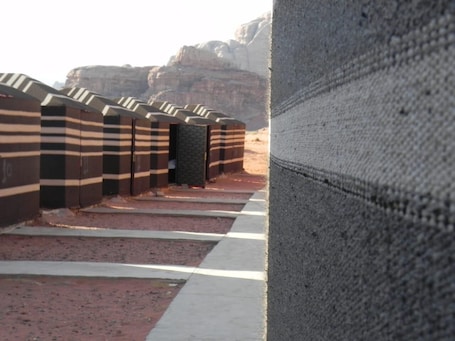 Front of property. Explore Wadi rum camp