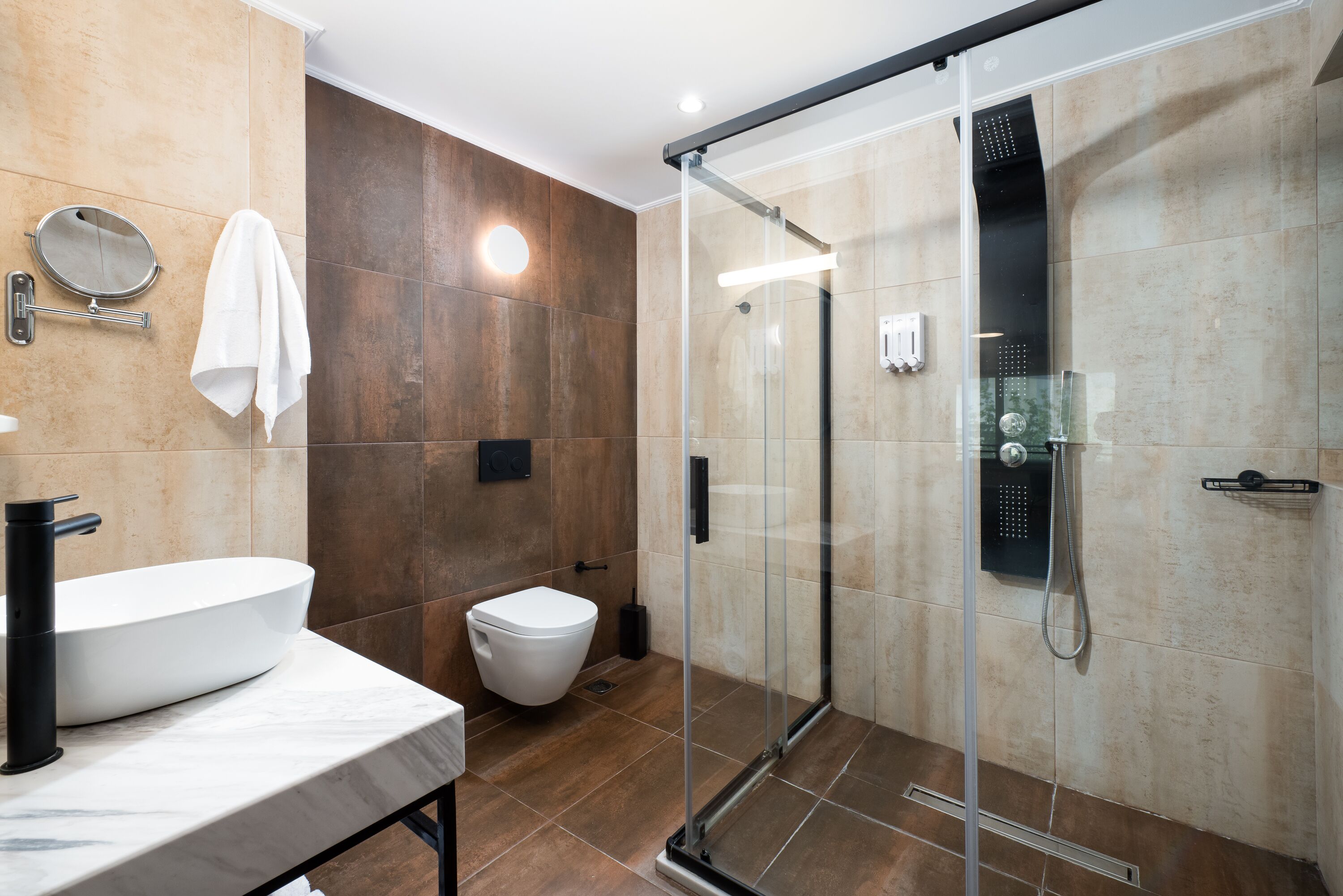 executive double room | bathroom | shower, designer toiletries, hair dryer, slippers