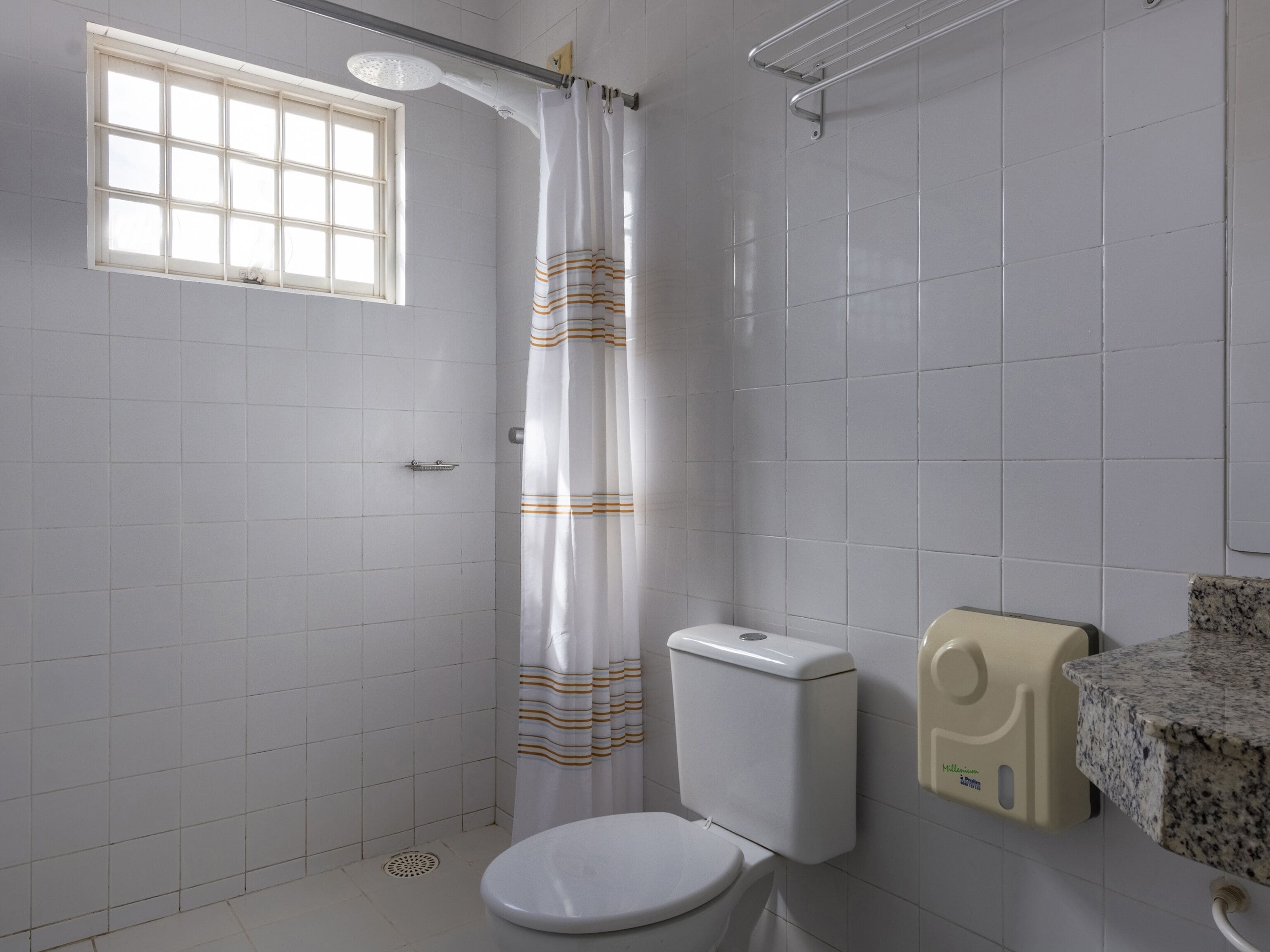 shower, towels, soap, shampoo