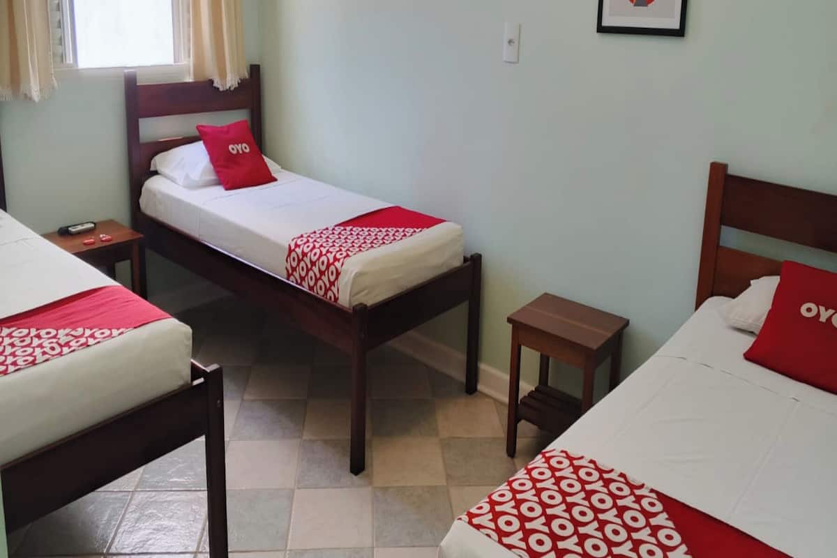 1 bedroom, desk, soundproofing, iron/ironing board