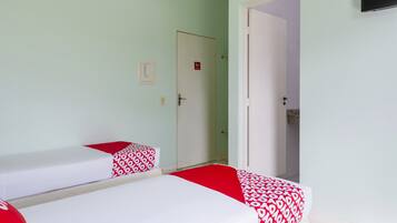 Quarto duplo | 1 quarto, escrivaninha, quartos à prova de som
