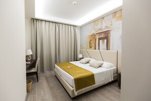 Classic Double or Twin Room (Grand Tour Classica Vista Roma) | Premium bedding, in-room safe, desk, laptop workspace