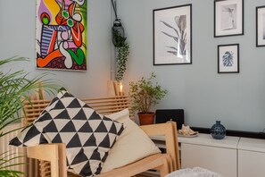 Huoneisto (3 Bedrooms) | 3 makuuhuonetta, silitysrauta/-lauta, ilmainen Wi-Fi, vuodevaatteet