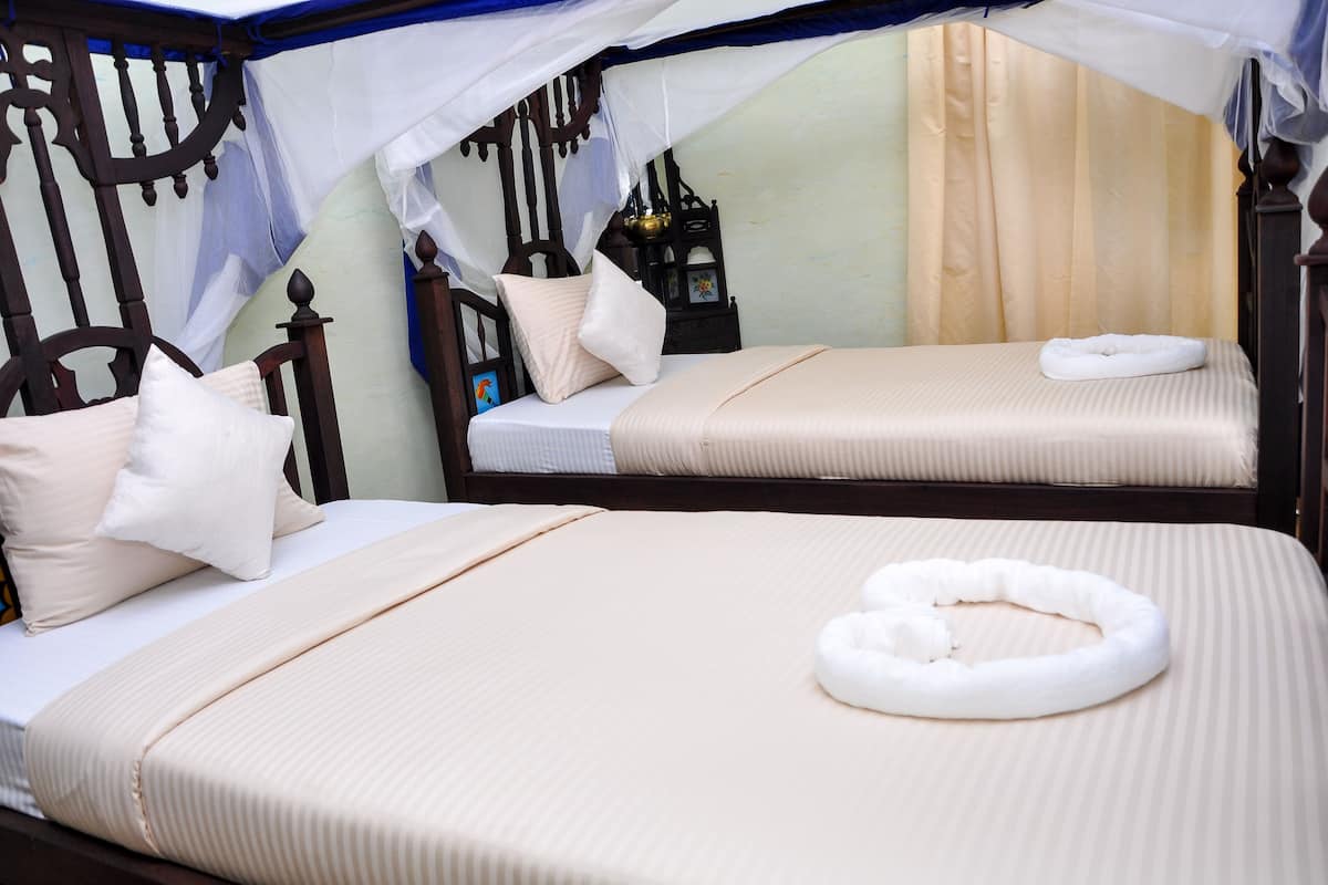 Economy Twin Room | Individually decorated, individually furnished, free WiFi, bed sheets