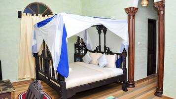 Standard Double Room | Individually decorated, individually furnished, free WiFi, bed sheets