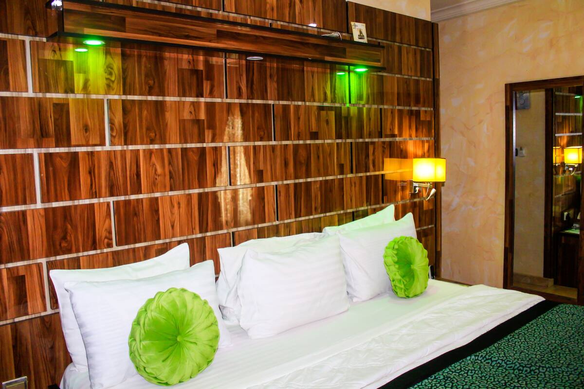 Presidential-Suite
