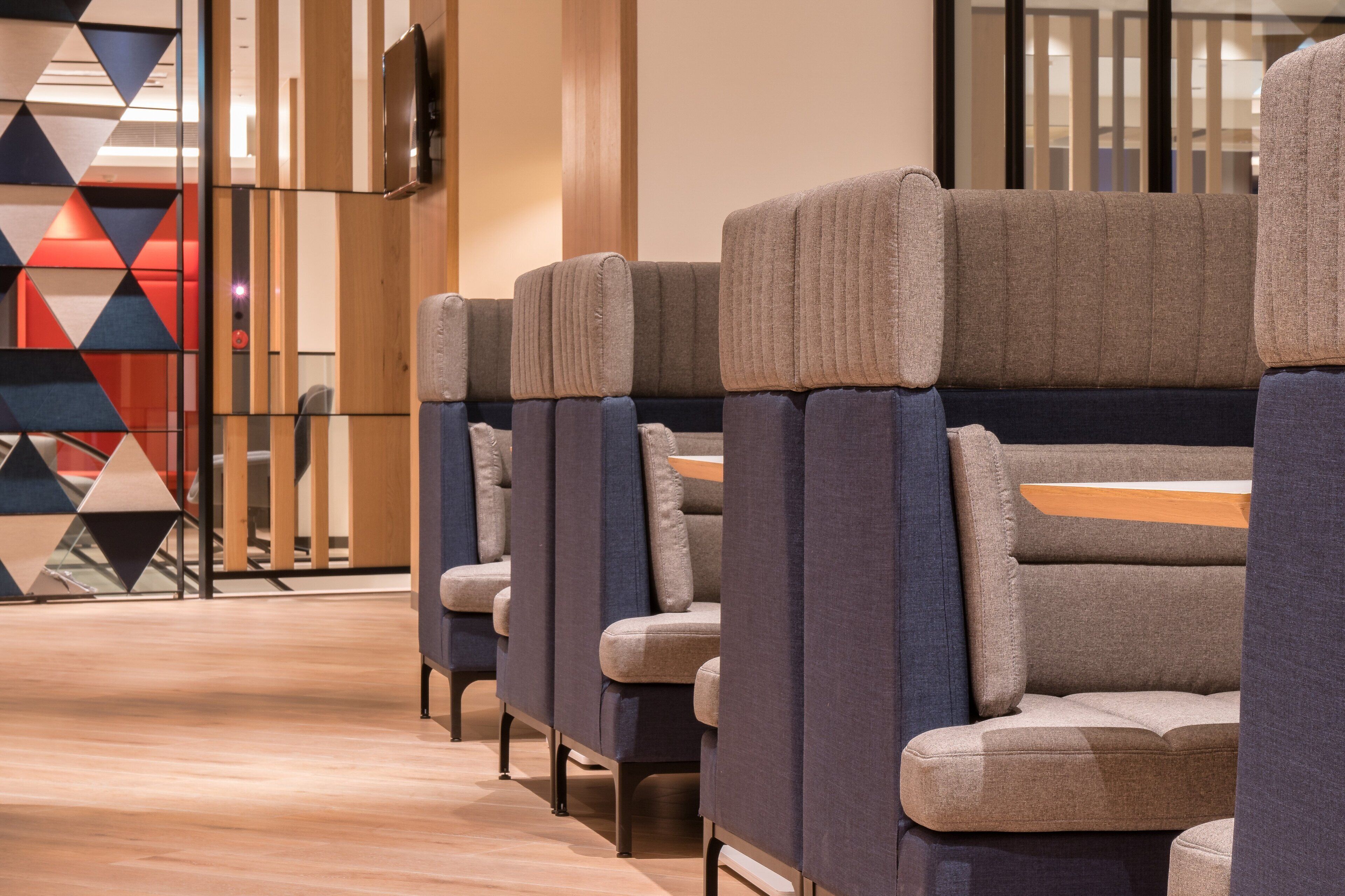 free daily self-service breakfast