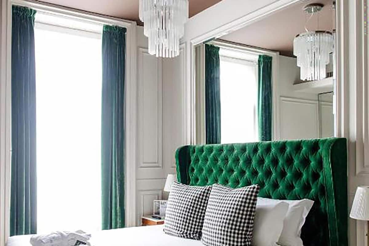 Deluxe Queen/Two Twin Beds Room with View | Down comforters, minibar, in-room safe, desk