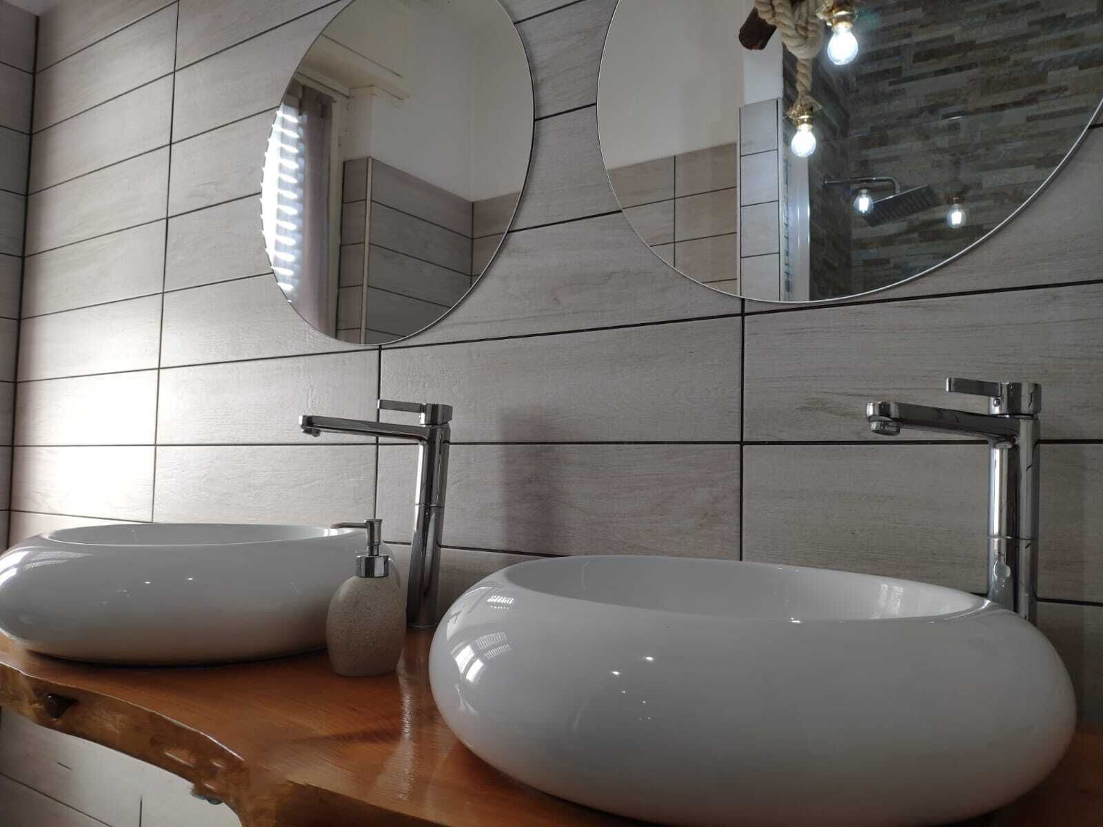 Family Room | Room amenity