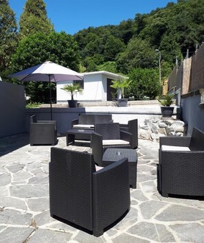 Garden - Sweet House Como (San Fermo della Battaglia)