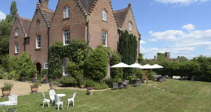 Sissinghurst Castle Farmhouse