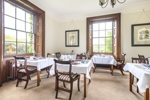 Restaurant - Sissinghurst Castle Farmhouse (Cranbrook)