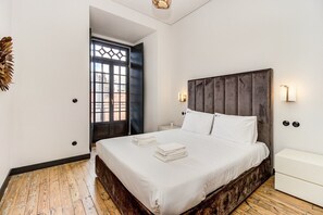 3 chambres, fer et planche à repasser, Wi-Fi gratuit, draps fournis