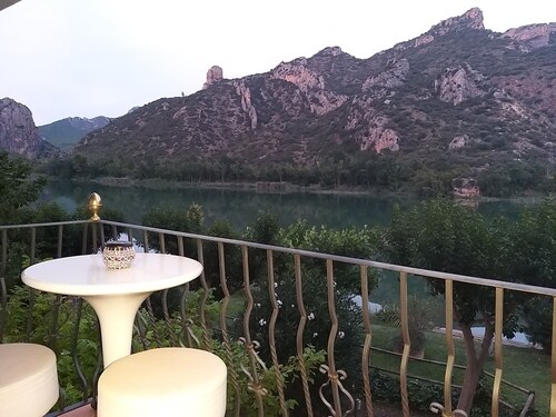 Modern 1st line apartment in Sant Llorenç de Montgai_ WhiteHouse_ Lleida