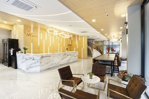 Zona de estar del vestíbulo