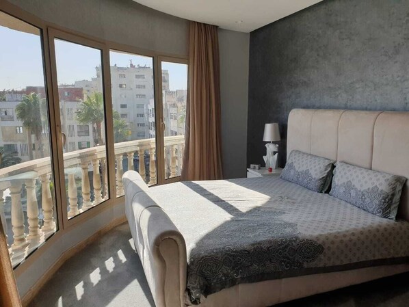 Apartment, 2 Bedrooms | 2 bedrooms, blackout curtains, iron/ironing board, cots/infant beds - Loft with a View (Casablanca)