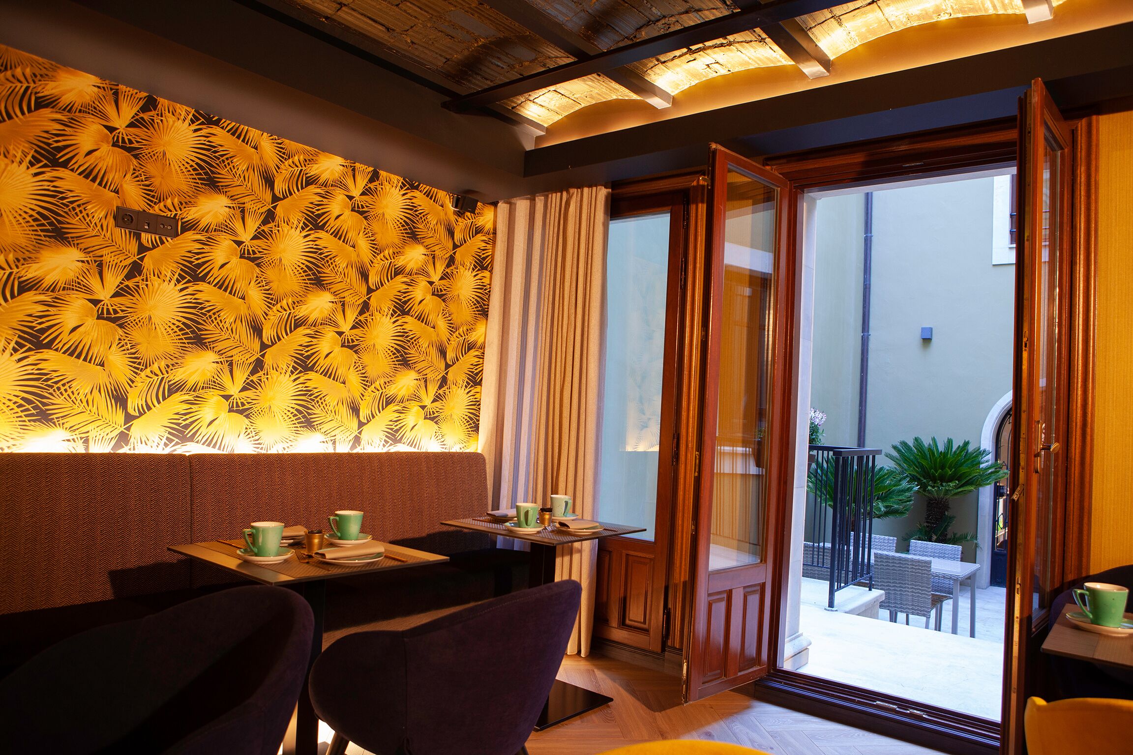 Frokostbuffé hver dag (EUR 15 per person)