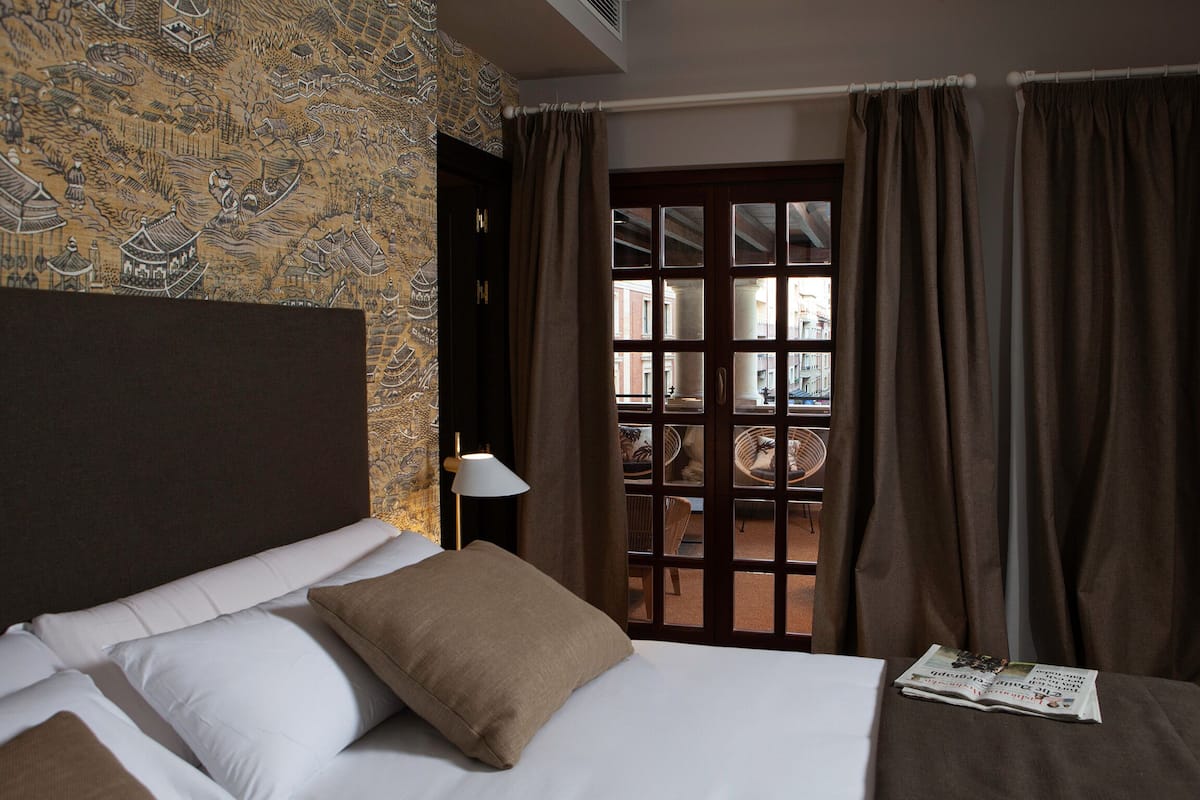 junior suite, terrace | 1 bedroom, minibar, in-room safe, individually decorated