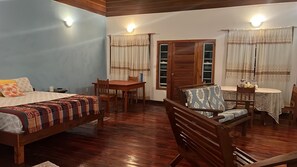 1 bedroom, bed sheets