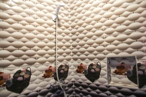 Double Room, Private Bathroom | Pancuran Bilik Mandi