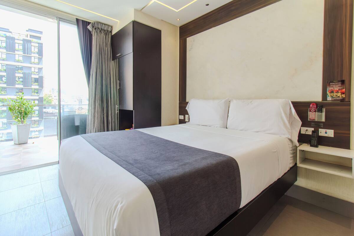 Suite Earl | Minibar, caja fuerte, tabla de planchar con plancha y wifi gratis