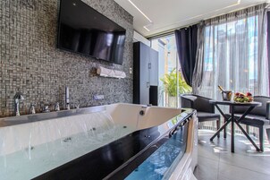 Bathtub spa pribadi