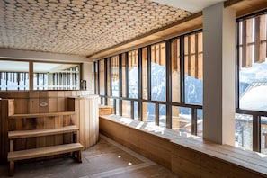 Indoor spa tub - Hôtel Alparena & Spa (Montvalezan)