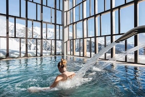 Indoor pool, lifeguards on site