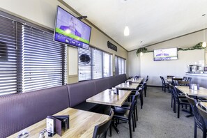 Restaurant - Sandstone Motel Inc (Milk River)