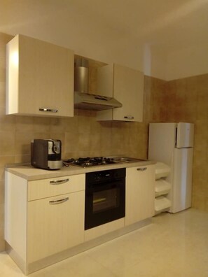 Free daily self-service breakfast