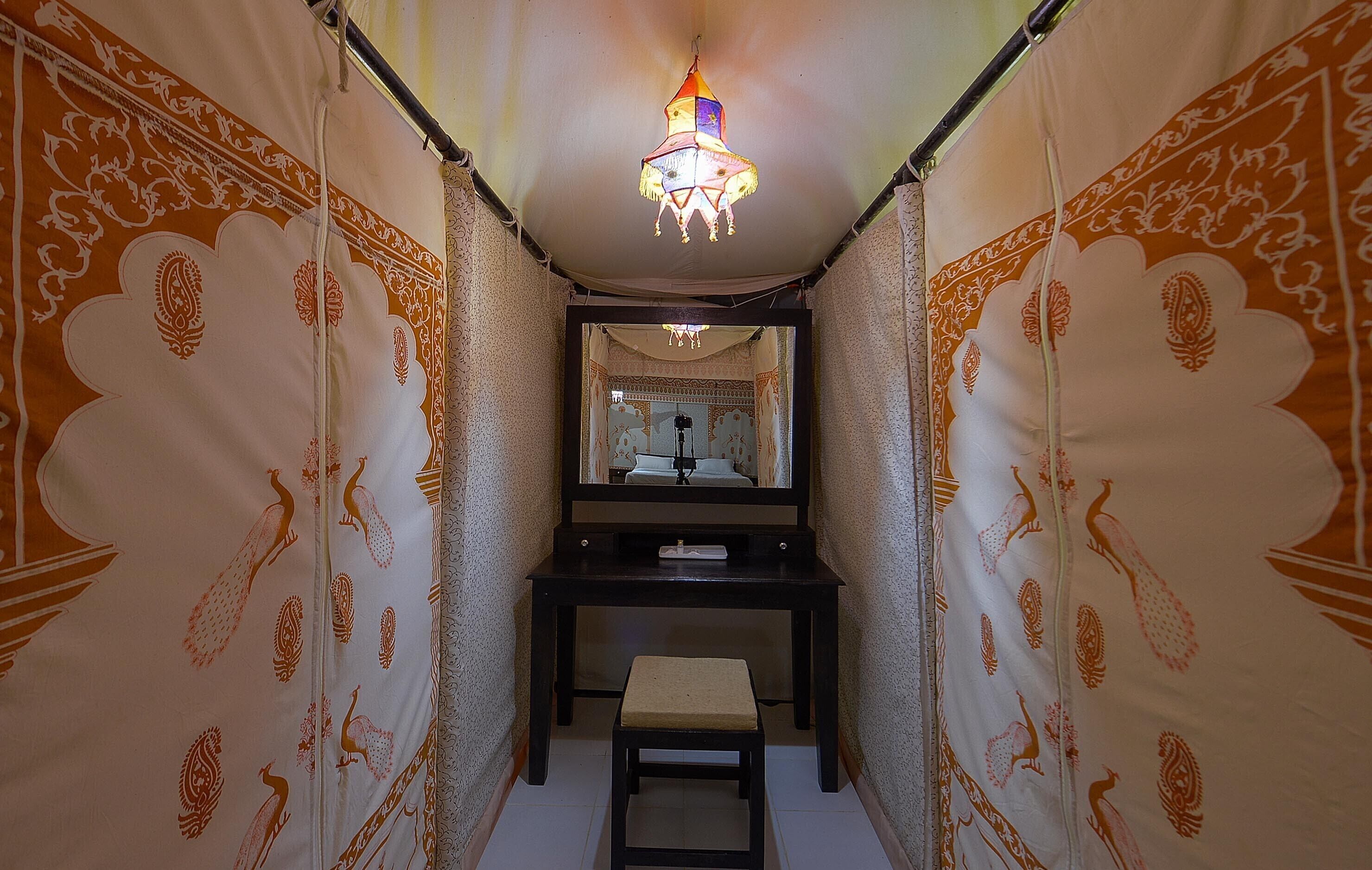 Tenda Superior | Bagno | Doccia, soffione a pioggia, set di cortesia gratuito, asciugamani