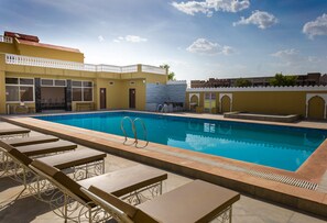 Pool - Riddhi Siddhi Resort (Bikaner)